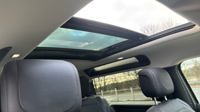 Land Rover Defender 3.0 D250 HSE 90 3dr Auto Diesel Estate